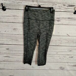 NWT:" RBX" woman's capris length leggings